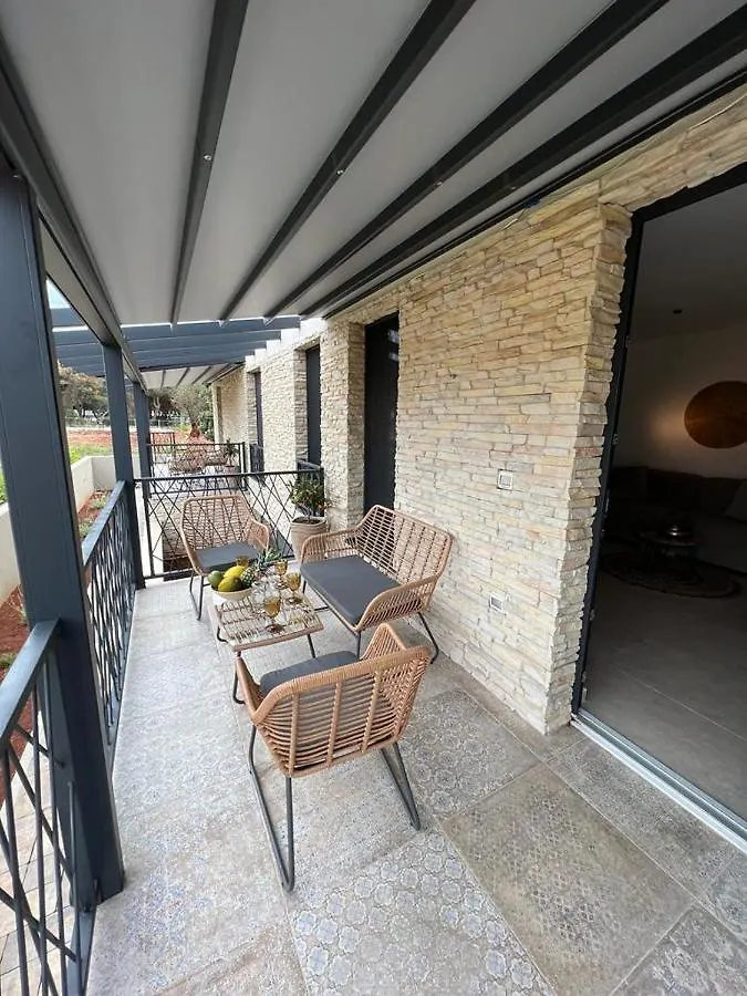 Cube S Apartment Medulin Croatia