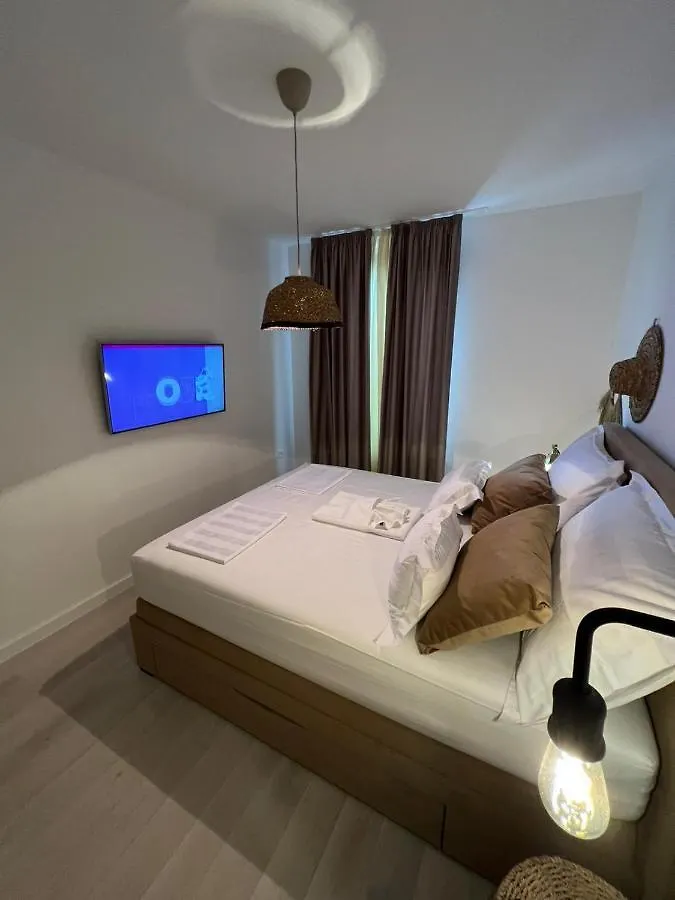 Cube S Apartment Medulin Croatia